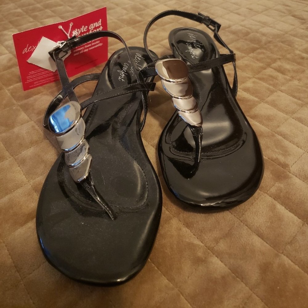 Dexflex comfort black patent wedge sandal - woman size 8